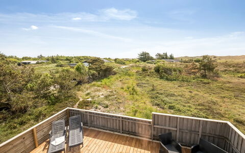 Dina - 200M to the Fjord: Dak, Land Lot, Verblijf, Huis, Landelijk Gebied, Schuur, Siding, Garden Gebouwen, Blokhut, Hut