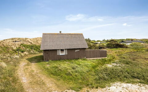 Dina - 200M to the Fjord: Dak, Land Lot, Verblijf, Huis, Landelijk Gebied, Schuur, Siding, Garden Gebouwen, Blokhut, Hut