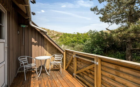 Dina - 200M to the Fjord: Dak, Land Lot, Verblijf, Huis, Landelijk Gebied, Schuur, Siding, Garden Gebouwen, Blokhut, Hut