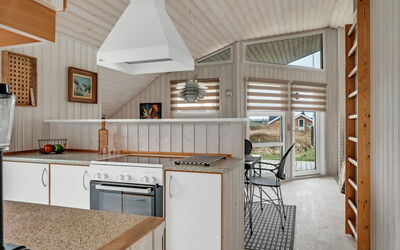 Galmand - 300M from the Sea