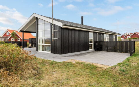 Arni - 150M from the Sea: Huis, Dak, Huis, Verblijf, Schuur, Garden Gebouwen, Siding, Werf, Blokhut, Hut