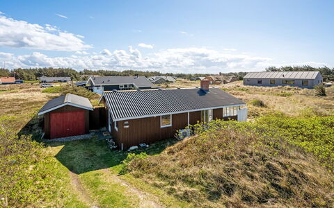 Brigit - 200M from the Sea: Hout, Huis, Verblijf, Huis, Dak, Landelijk Gebied, Siding, Blokhut, Garden Gebouwen, Hardwood