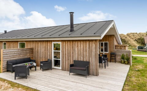 Gyrial - 950M from the Sea: Huis, Dak, Huis, Verblijf, Schuur, Garden Gebouwen, Siding, Werf, Blokhut, Hut
