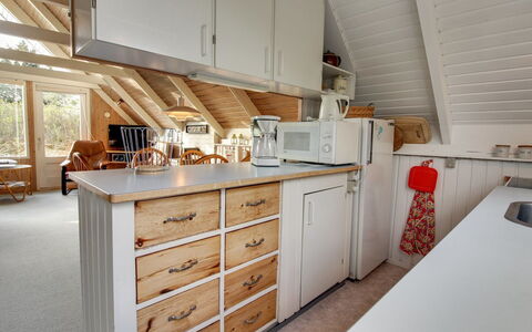 Algonda - 500M from the Sea: Dak, Huis, Huis, Verblijf, Siding, Landgoed, Oprit, Garden Gebouwen, Werf, Schuur