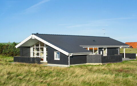 Appollina - 400M from the Sea: Struik, Stedelijk Ontwerp, Groundcover, Steen, Appartement, Landgoed, Metselwerk, Balkon, Landscaping