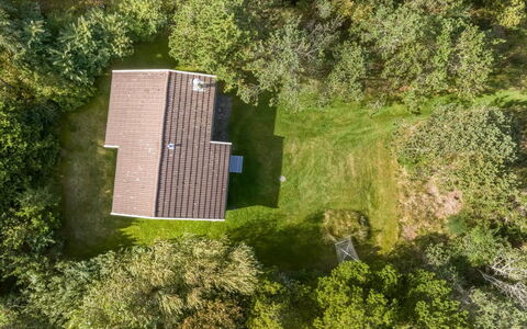 Lökea - 800M from the Sea: Dak, Huis, Huis, Verblijf, Siding, Landgoed, Oprit, Garden Gebouwen, Werf, Schuur