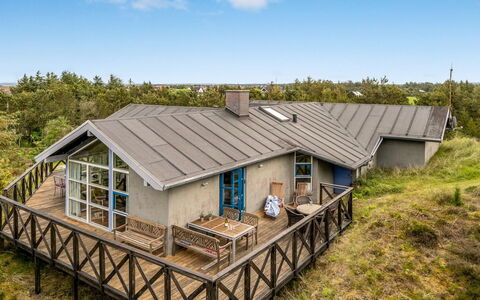 Bodulf - 600M from the Sea: Huis, Huis, Deur, Dak, Verblijf, Landgoed, Tuin, Schaduw, Siding, Werf
