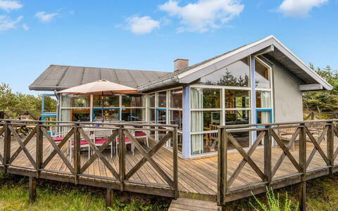 Bodulf - 600M from the Sea: Huis, Huis, Deur, Dak, Verblijf, Landgoed, Tuin, Schaduw, Siding, Werf