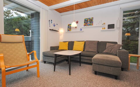 Amber - 500M from the Sea: Hout, Huis, Verblijf, Huis, Dak, Landelijk Gebied, Siding, Blokhut, Garden Gebouwen, Hardwood