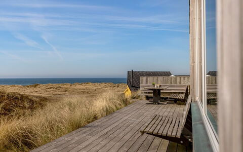 Ginne - 125M from the Sea: Dak, Land Lot, Verblijf, Huis, Landelijk Gebied, Schuur, Siding, Garden Gebouwen, Blokhut, Hut