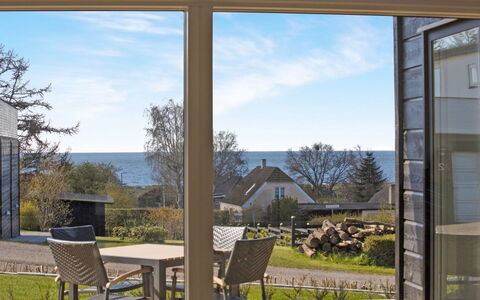 Øgoti - 250M from the Sea: Thatching, Verblijf, Huis, Dak, Huis, Boerderij, Hut, Landgoed, Dorp