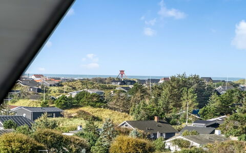 Skamhals - 700M from the Sea: Struik, Stedelijk Ontwerp, Groundcover, Steen, Appartement, Landgoed, Metselwerk, Balkon, Landscaping