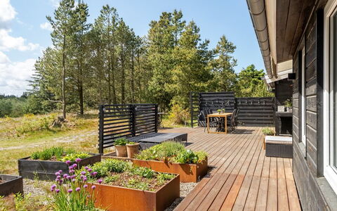 Noralee - 3.5Km from the Sea: Plafond, Flooring, Interieur Ontwerp, Verdieping, Samengesteld Materiaal, Meubilair, Toevlucht, Hotel, Ontwerp, Daylighting