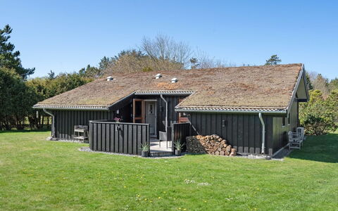 Jelin - 2.5Km from the Sea: Dak, Huis, Huis, Verblijf, Siding, Landgoed, Oprit, Garden Gebouwen, Werf, Schuur