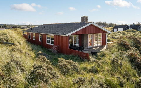 Dana - 290M from the Sea: Hout, Dak, Architectuur, Huis, Huis, Verblijf, Siding, Hardwood, Helling, Landgoed