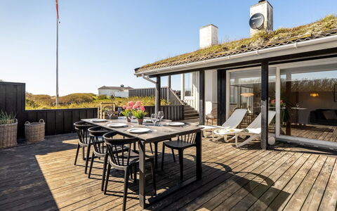 Rutha - 45M from the Sea: Hout, Huis, Verblijf, Huis, Dak, Landelijk Gebied, Siding, Blokhut, Garden Gebouwen, Hardwood