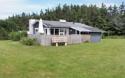 Liisi - 500M from the Sea: Gras, Huis, Dak, Huis, Struik, Verblijf, Land Lot, Landelijk Gebied, Siding