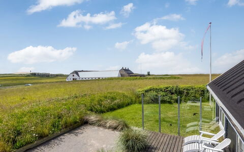 Ger - 200M from the Sea: Lucht, Gras, Grasland, Plain, Dak, Land Lot, Landelijk Gebied, Huis, Verblijf, Veld