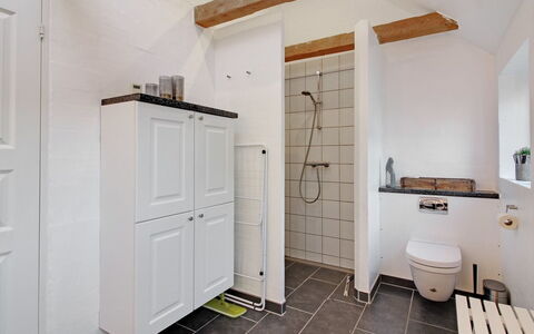 Iara - 6Km from the Sea: Appartement, Schaduw, Balkon, Stoel, Hek, Buitenmeubels, Aluminium, Kunstgras