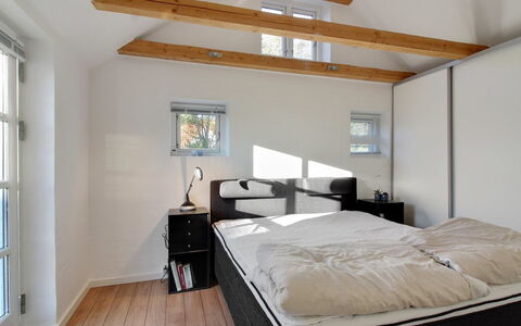 Iara - 6Km from the Sea: Appartement, Schaduw, Balkon, Stoel, Hek, Buitenmeubels, Aluminium, Kunstgras