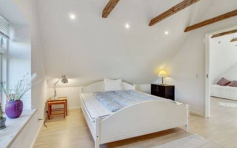 Iara - 6Km from the Sea: Appartement, Schaduw, Balkon, Stoel, Hek, Buitenmeubels, Aluminium, Kunstgras