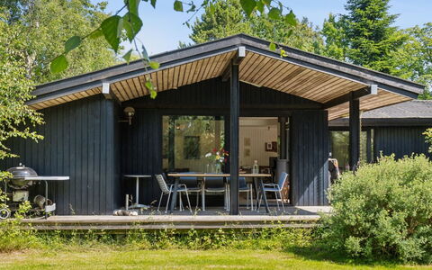 Lasse - 1.5Km from the Sea: Hout, Huis, Verblijf, Huis, Dak, Landelijk Gebied, Siding, Blokhut, Garden Gebouwen, Hardwood