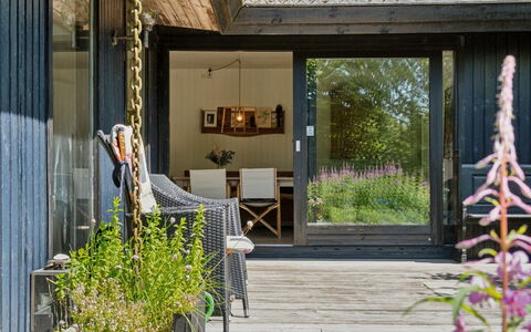 Lasse - 1.5Km from the Sea: Hout, Huis, Verblijf, Huis, Dak, Landelijk Gebied, Siding, Blokhut, Garden Gebouwen, Hardwood