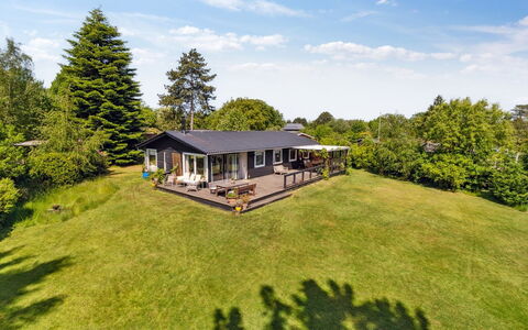 Gritt - 800M from the Sea: Hout, Huis, Verblijf, Huis, Dak, Landelijk Gebied, Siding, Blokhut, Garden Gebouwen, Hardwood