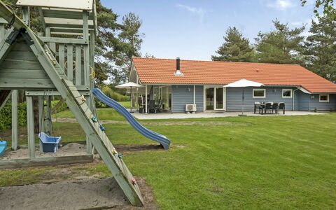 Heraldina - 800M from the Sea: Woongebied, Dak, Voorstad, Oprit, Landgoed, Schoorsteen