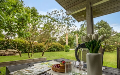 Fatlinda - 1Km from the Sea: Meubilair, Tuin, Buitenmeubels, Struik, Land Lot, Huis, Stoel, Keuken En Eettafel, Buitentafel