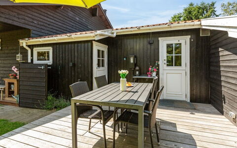 Gabi - 700M from the Sea: Gras, Struik, Huis, Tuin, Huis, Verblijf, Land Lot, Gazon, Groundcover