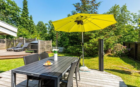 Gabi - 700M from the Sea: Gras, Struik, Huis, Tuin, Huis, Verblijf, Land Lot, Gazon, Groundcover