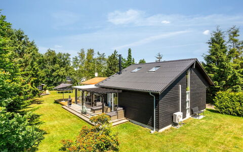 Gabi - 700M from the Sea: Gras, Struik, Huis, Tuin, Huis, Verblijf, Land Lot, Gazon, Groundcover