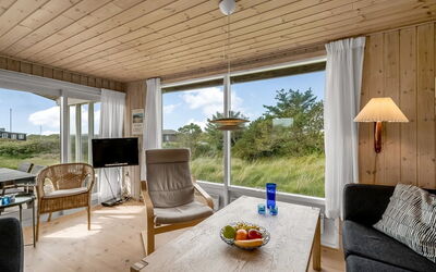 Senta - 200M from the Sea