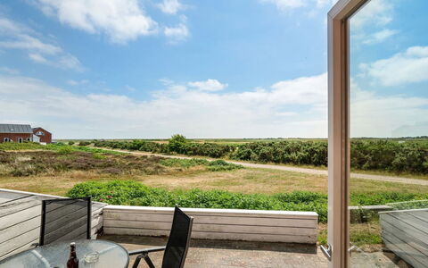Fotij - 2.3Km from the Sea: Lucht, Wolk, Land Lot, Plain, Prairie, Steppe, Meteorologisch Verschijnsel, Hardwood, Cumulus, Daylighting