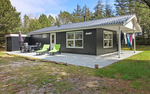 Dika - 1Km from the Sea: Huis, Huis, Dak, Verblijf, Siding, Garden Gebouwen, Schuur, Werf, Schaduw, Landgoed