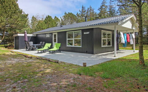 Dika - 1Km from the Sea: Huis, Huis, Dak, Verblijf, Siding, Garden Gebouwen, Schaduw, Werf, Schuur, Landgoed