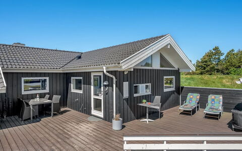 Domna - 800M from the Sea: Huis, Verblijf, Veranda, Siding, Boerderij, Outdoor Structuur