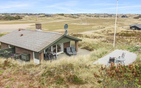 Laurens - from the Sea: Hout, Dak, Architectuur, Huis, Huis, Verblijf, Siding, Hardwood, Helling, Landgoed