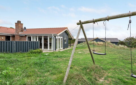 Soini - 900M from the Sea: Dak, Land Lot, Verblijf, Huis, Landelijk Gebied, Schuur, Siding, Garden Gebouwen, Blokhut, Hut