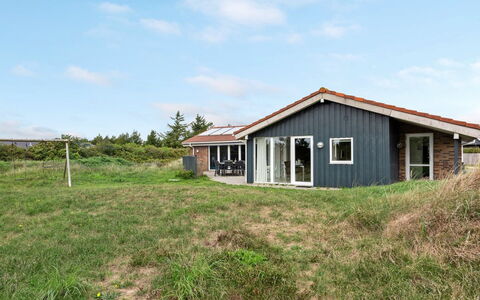 Soini - 900M from the Sea: Dak, Land Lot, Verblijf, Huis, Landelijk Gebied, Schuur, Siding, Garden Gebouwen, Blokhut, Hut