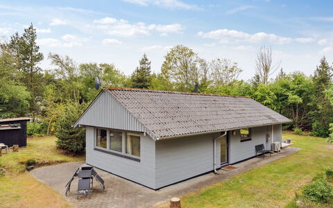 Marta - 1.5Km from the Sea: Huis, Dak, Huis, Verblijf, Schuur, Garden Gebouwen, Siding, Werf, Blokhut, Hut