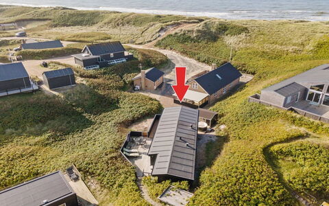 Ayu - 100M from the Sea: Verblijf, Schuur, Hut, Boerderij, Prairie, Keet, Schuur, Blokhut, Garden Gebouwen