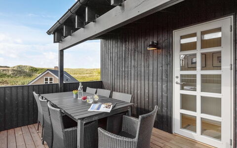 Ayu - 100M from the Sea: Verblijf, Schuur, Hut, Boerderij, Prairie, Keet, Schuur, Blokhut, Garden Gebouwen