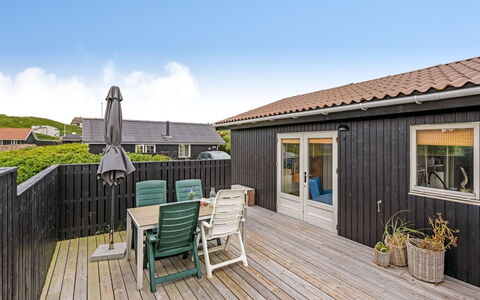 Köbes - 200M from the Sea: Appartement, Schaduw, Balkon, Stoel, Hek, Buitenmeubels, Aluminium, Kunstgras