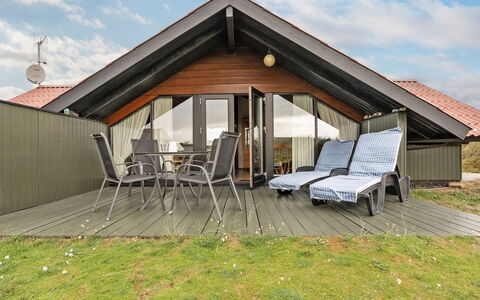 Ardan - from the Sea: Struik, Stedelijk Ontwerp, Groundcover, Steen, Appartement, Landgoed, Metselwerk, Balkon, Landscaping