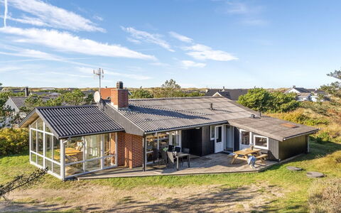 Shalez - from the Sea: Huis, Dak, Huis, Verblijf, Schuur, Garden Gebouwen, Siding, Werf, Blokhut, Hut