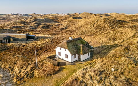 Trugot - 450M to the Fjord: Verblijf, Huis, Huis, Dak, Veranda, Landgoed, Siding, Garden Gebouwen, Boerderij, Werf