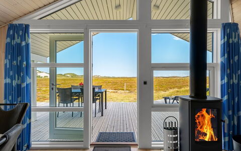 Zaga - from the Sea: Huis, Verblijf, Veranda, Siding, Garden Gebouwen, Hardwood, Schuur, Blokhut, Boerderij, Daylighting