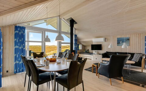 Zaga - from the Sea: Plafond, Huis, Verblijf, Lichte Inrichting, Hardwood, Schaduw, Houten Vloer, Beits, Woonkamer